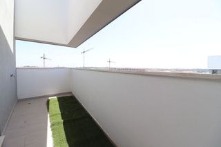 Ático en alquiler en Montequinto en Dos Hermanas