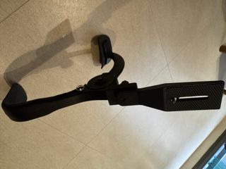 Stabilizzatore per spalla per fotocamere reflex