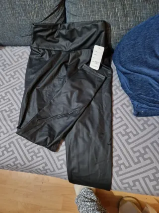 Pantalón imitación cuero con felpa suave 36cm