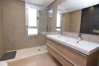 Casa adosada en venta en Calahonda en Mijas