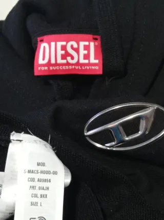Lote 2 Sudaderas Carhartt y Diesel