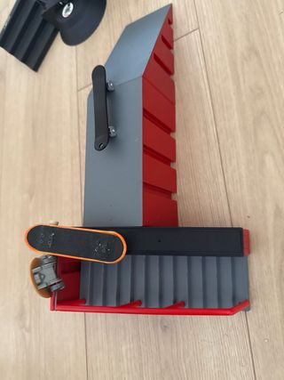 Lote de rampas y skateboards