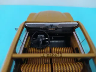 Maqueta Citroën Dyane 1:18