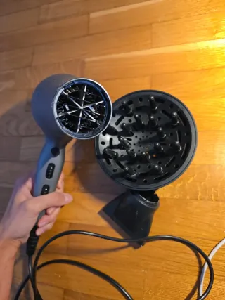 Secador de pelo Ufesa 2000W