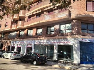 Local comercial en venta en Oliva pueblo en Oliva