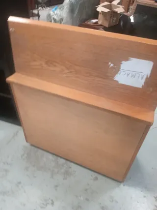 Arcón de madera maciza