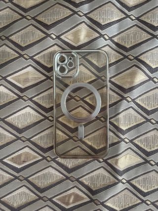 Fundas iPhone 11 (Negra y Transparente)