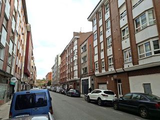 Piso en venta en El Llano en Gijón