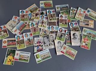 43 figurine calciatori Panini 1976-77