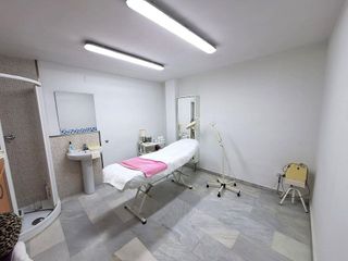 Local comercial en venta en Tavernes de la Valldigna