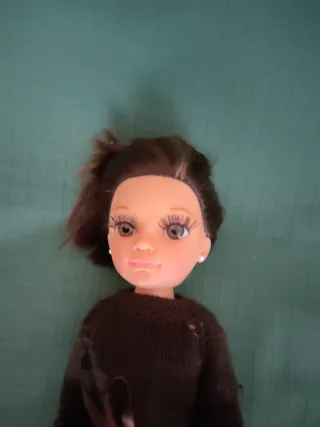 Muñeca Nancy Vestido Marrón y  Rosa