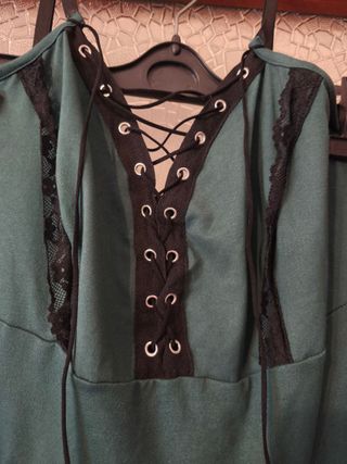 Abito Goth Verde Bottiglia Nero Pizzo