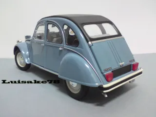 Maqueta Citroën 2CV Escala 1:18