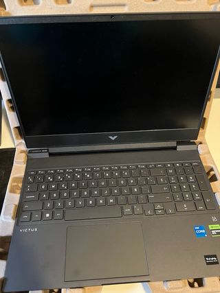 HP Victus 15-fa1021ns RTX 4050