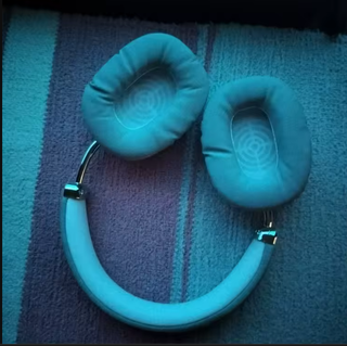 Auriculares Air Pro Plata y Blanco