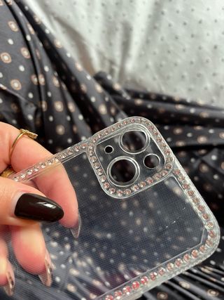 Pack 4 Fundas iPhone 13 sin estrenar.