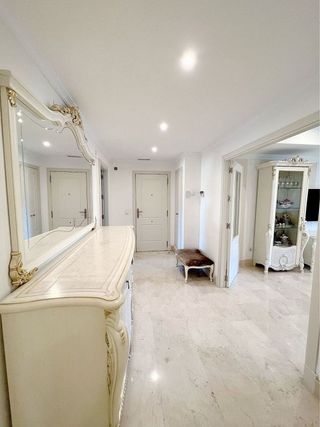 Piso en alquiler en Lomas de Marbella Club - Puente Romano en Marbella