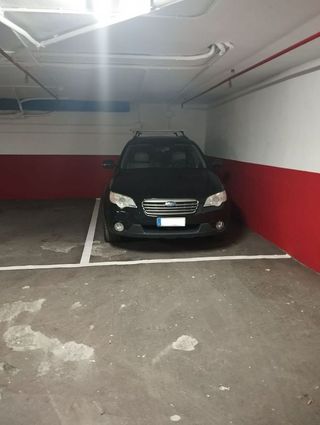 Garaje en alquiler en Barrio de Abando en Bilbao