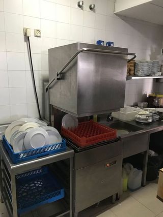 Local comercial en alquiler en Cortadura - Zona Franca  en Cádiz