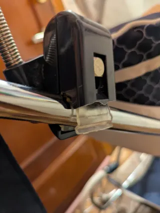 Carrito bebé reborn blanco y azul Arenas