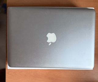 MacBook Pro 13 i5 16GB RAM 500GB SSD + Office 2019