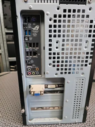 Ordenador Gaming ROG Negro