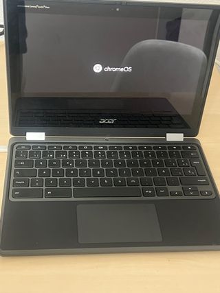 Acer Chromebook Negro. Más información en privado