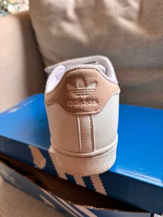 Adidas Superstar Talla 35 Rosa y Blanco y azul tur