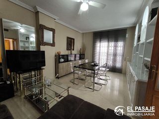 Casa adosada en venta en Linares