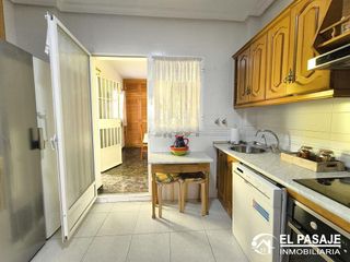 Casa adosada en venta en Linares