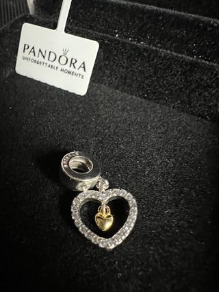Pandora Charm Corazón Doble Circonitas