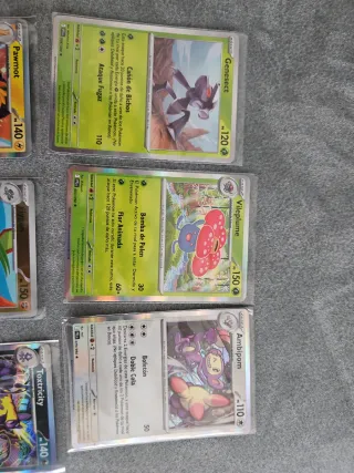 Lote Cartas Pokémon: Pawmot, Genesect, Flygon, Vil