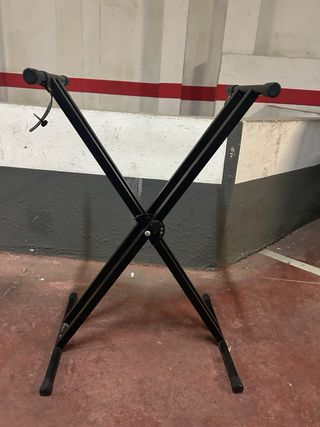 Teclado Piano Casio LK-130