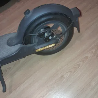 Patinete Eléctrico Xiaomi Essential