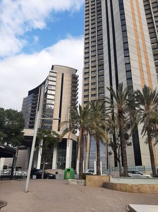 Local comercial en venta en Playa de Poniente en Benidorm