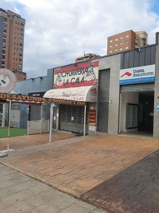 Local comercial en venta en Playa de Poniente en Benidorm