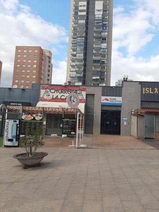 Local comercial en venta en Playa de Poniente en Benidorm
