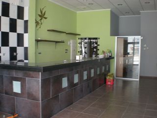 Local comercial en venta en Playa de Poniente en Benidorm