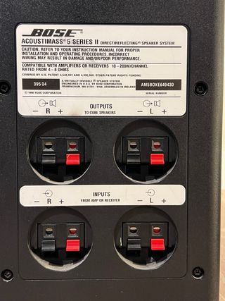 Bose Acoustimass original: 2 cubos + módulo