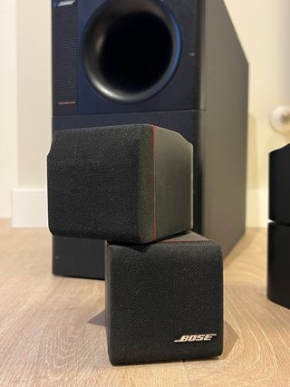 Bose Acoustimass original: 2 cubos + módulo