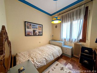 Piso en venta en Linares