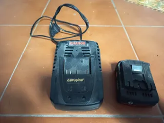 Cargador y batería Bosch 14.4V