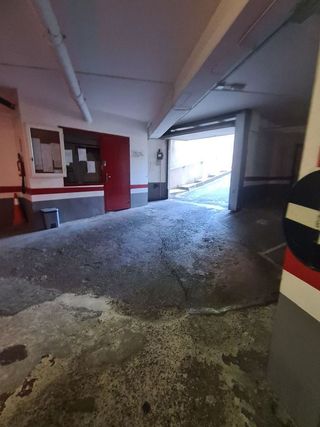 Garaje en venta en Can Serra en Hospitalet de Llobregat, L´