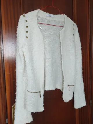 Chaqueta Chanel beis claro