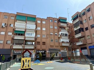 Local comercial en alquiler en Parque Roma - Coronas en San Fernando de Henares