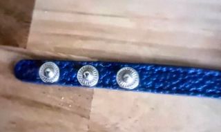 Pulsera CH azul con pelo