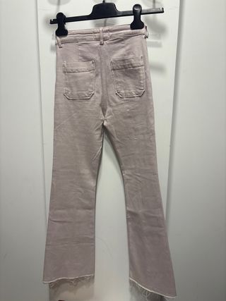 Pantalón rosa Mango flare