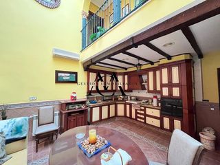 Chalet en venta en Lucena