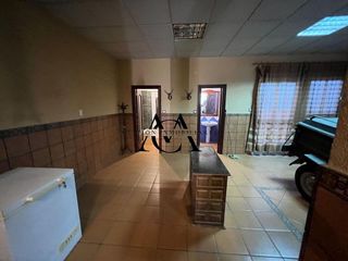 Chalet en venta en Lucena