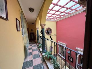 Chalet en venta en Lucena